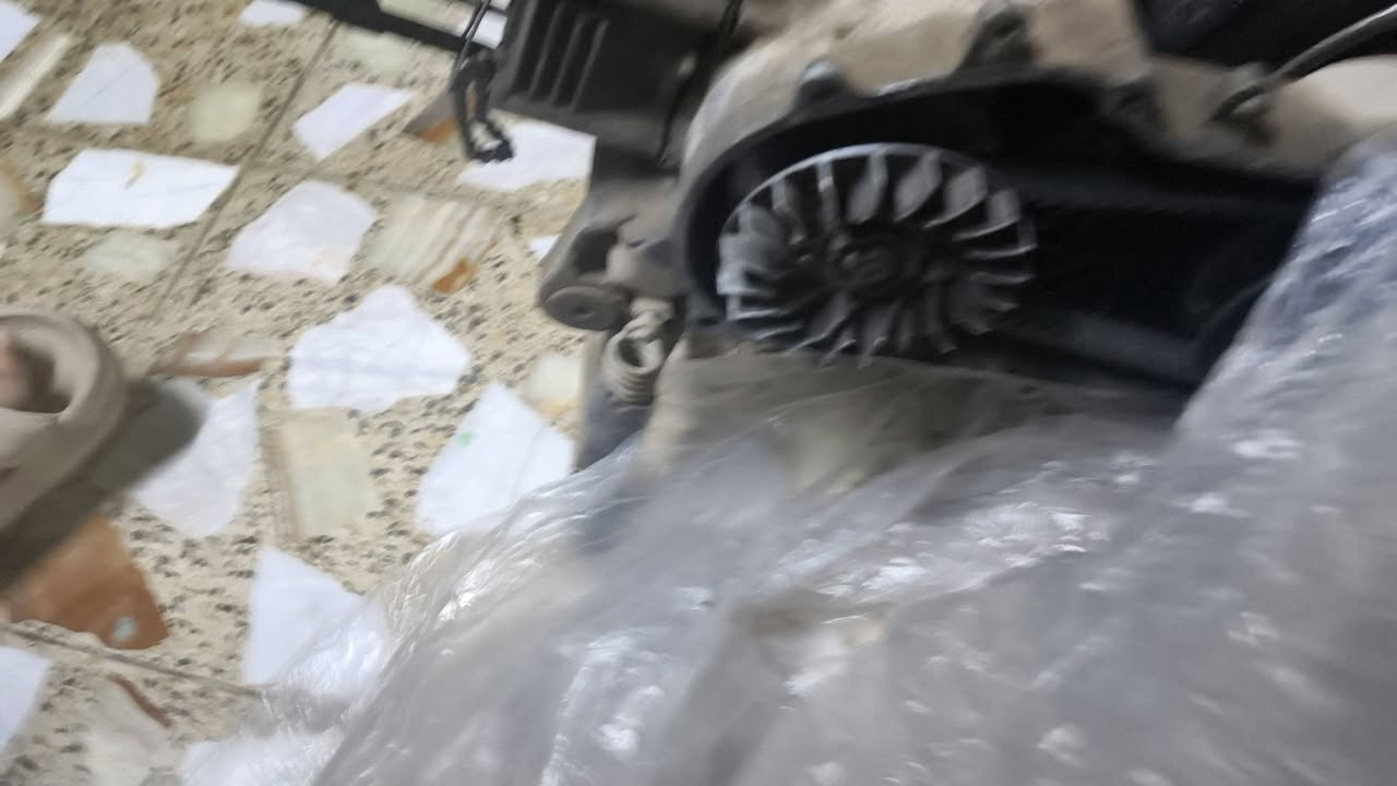 السلام عليكم ورحمة الله وبركاته دراجه 140 ماكس ثعلب دراجه جانت شغاله وكامت ونزلت مكينه وفتحته وعفته سويت الرايمر ب وبدلت ولفات يعني صار الكور 1/1 بقت بس بوشه وبتسم والتهيت بـ المدرسة وما سويته بعد جانت شغاله كهرباءيات كيج بانزين عداد سرعع لايت بس المكينه نزلته وما شديته دراجه اغراضه كله كامله ماكو نقص بوشه وبتسم مابيهن شي اذا تريد كصهن اني ردت اجيب جدد بس بعد ماكدرت قيم واخذ جماعت ال100 مابيع
العنوان بغداد مدينة الصدرر قطاع, 78 اغراض كامله دراجه نقص تجفيت🌷رقم, *********** مابي واتساب
