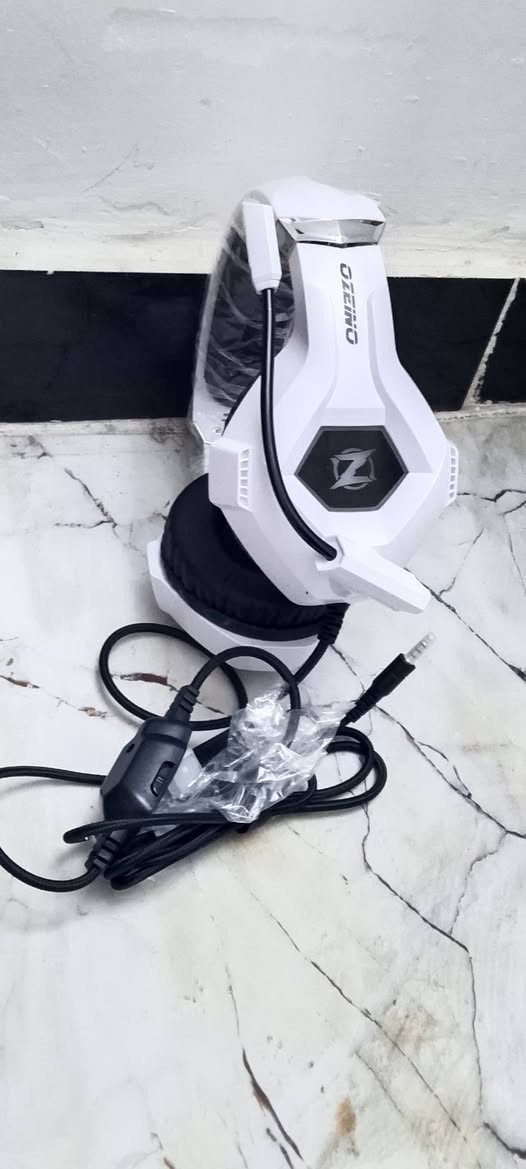 سماعات گيمنك السعر قطعه 15🫰


**إذا كنت صاحب هذا الإعلان وتريد حذفه لأي سبب، رجاءا أرسل رسالة إلى الدعم الفني**