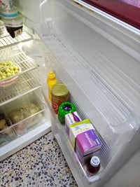 ثلاجه • نضيفه • شغاله
