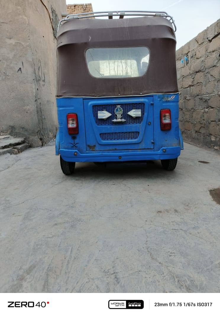 سلام عليكم تكتك البيع مديل 22 شهر 11 رقم وسنويه مضلع راعيه يمي بيه دحجه بصفحه مكلف مكلف بنشر سعره 8400 وبيه مجال ابيع فارغ التصال ***********
