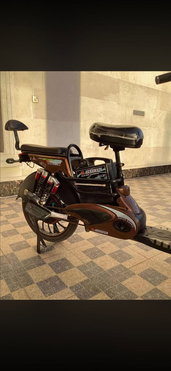 بشحن مكفوله موديل٢٠٢٥ كلشي شغال بعده جديده بطاريت١٢/١٢
4 دبلات 
لايت عالي ناصي 
شاسه كترونيه تحديد عطل 
هورن سبيكر 
عقل12000
 60V
للبيع او مراوس


**إذا كنت صاحب هذا الإعلان وتريد حذفه لأي سبب، رجاءا أرسل رسالة إلى الدعم الفني**