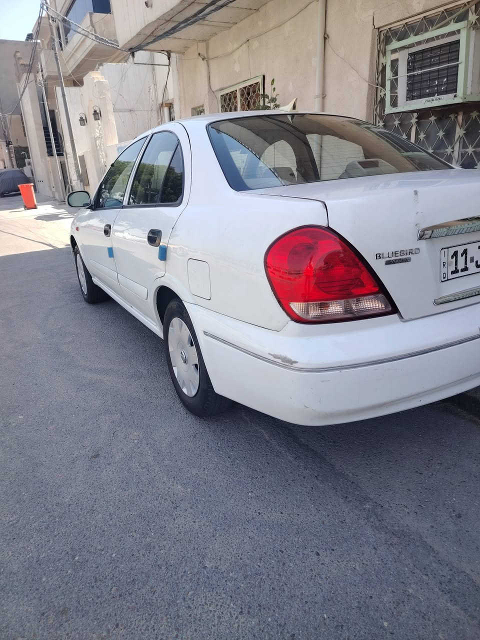 السلام عليكم
سني ياباني 2008 محرك ابيض بيهه صبغ بركن البنيد وداير اللايت الخلفي وبيهه بارد محرك كير تبريد صدر ممتاز ، بأسمي تحويل ثاني يوم. 
السعر ب 83 ورقه مكانها بغداد الاعظميه. 
***********
***********
