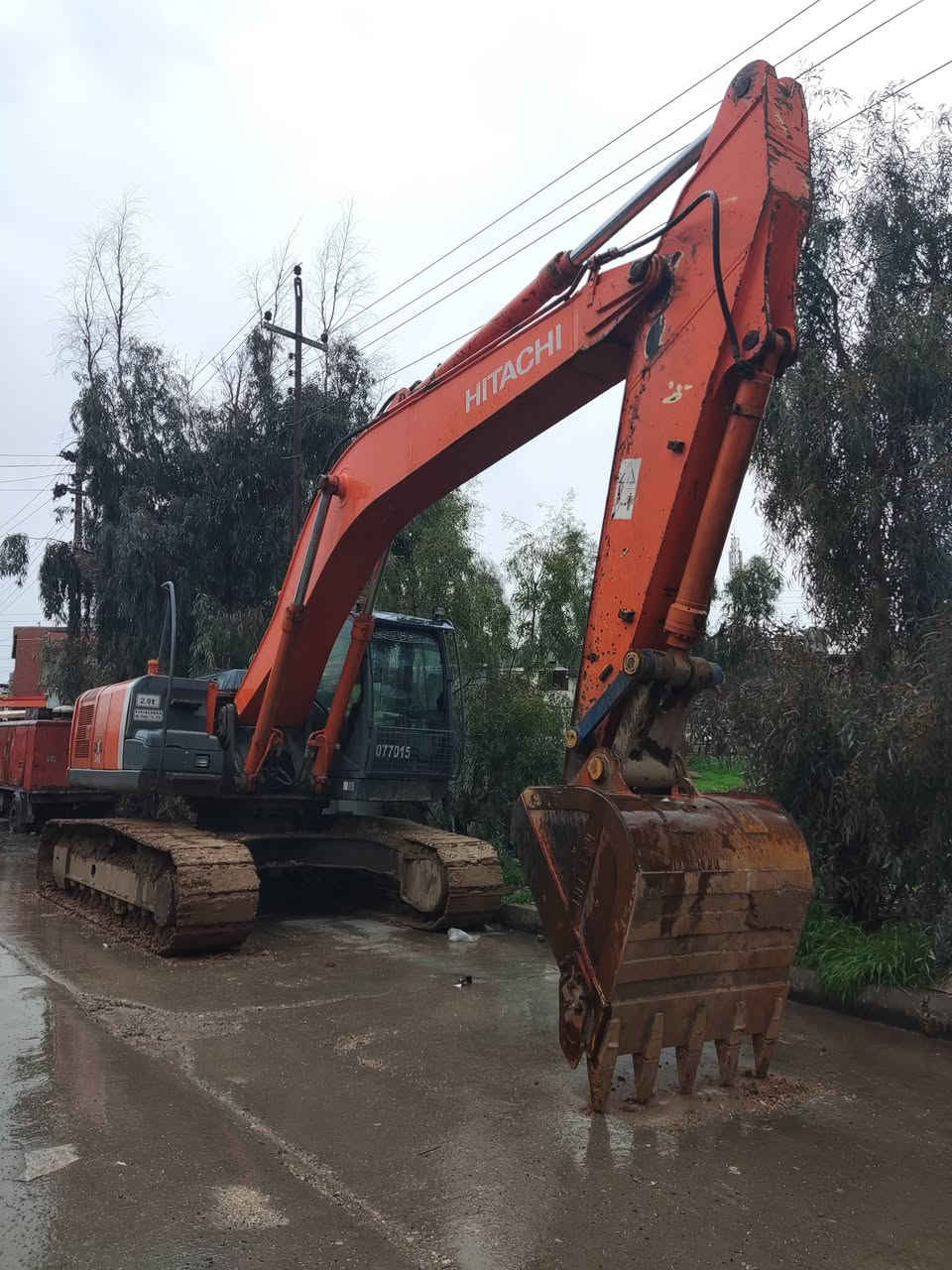 للبیع
هیتاشی حجم 240
جایزە لەناوئیشە 
مودیل 2008
سعری 340وەرەقە مجال
***********
0751020516
