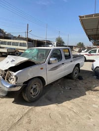 بيكم نيسان 2009 ابيعها على وضعها استفسار على هاذه رقم 07872838487