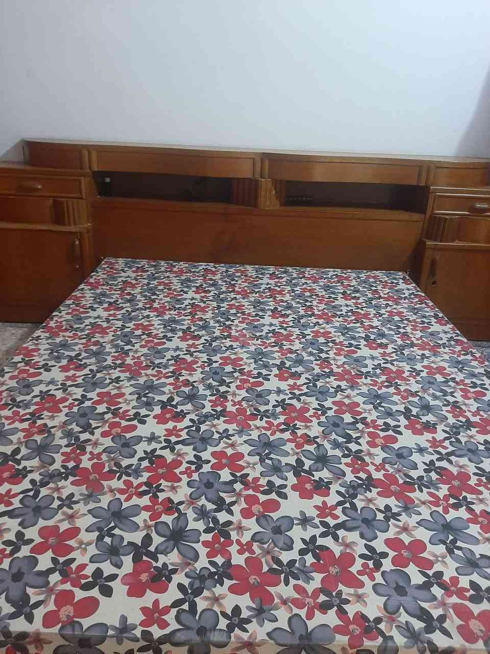 جربايه ومكتبه تسكام ب200
حي نادر


**إذا كنت صاحب هذا الإعلان وتريد حذفه لأي سبب، رجاءا أرسل رسالة إلى الدعم الفني**