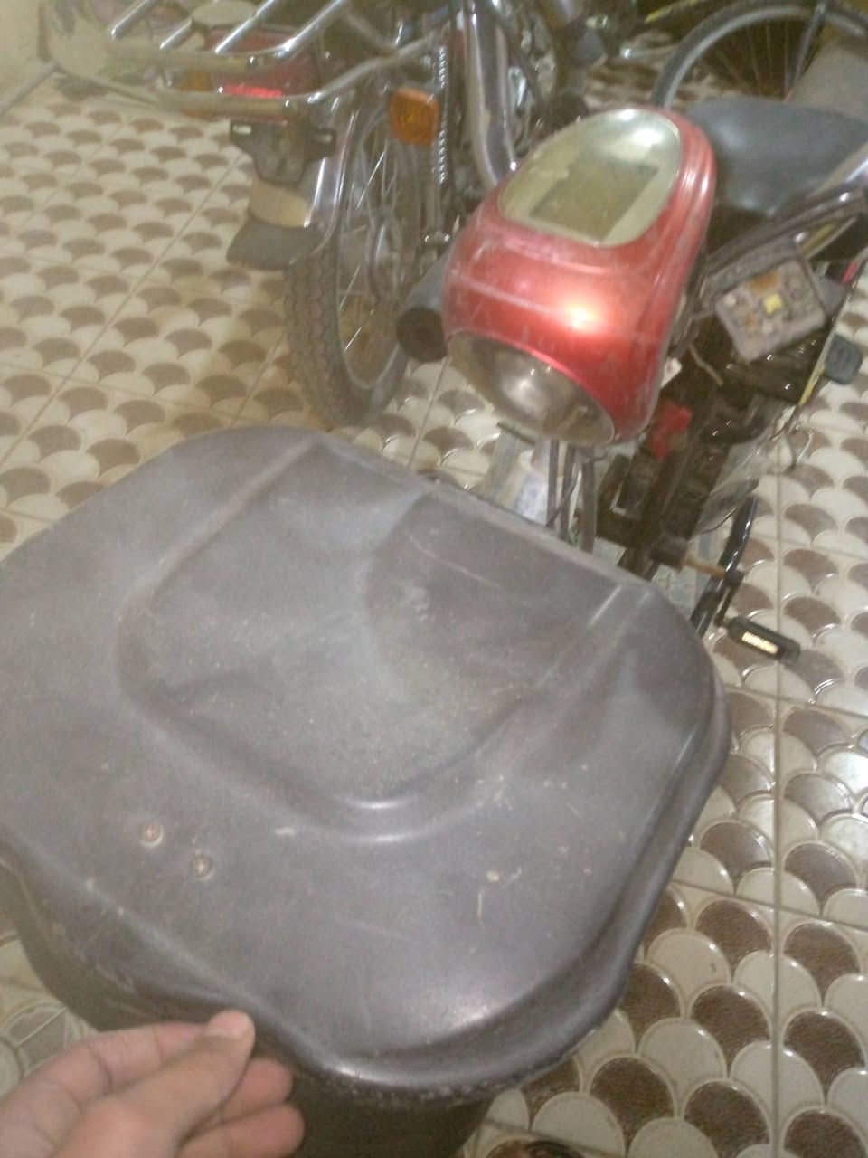 دراجة شحن للبيع حجم 20 دراجة العطل مالتها ملف دراجة سريعه السعر 75 الف مكاني كربلاء الشبانات رقم الهاتف ***********
