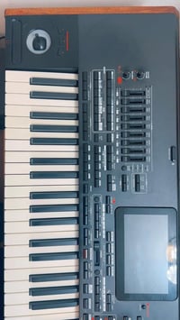 Korg pa 4x mg 1 للبيع مراسله ع الخاص  07709624915