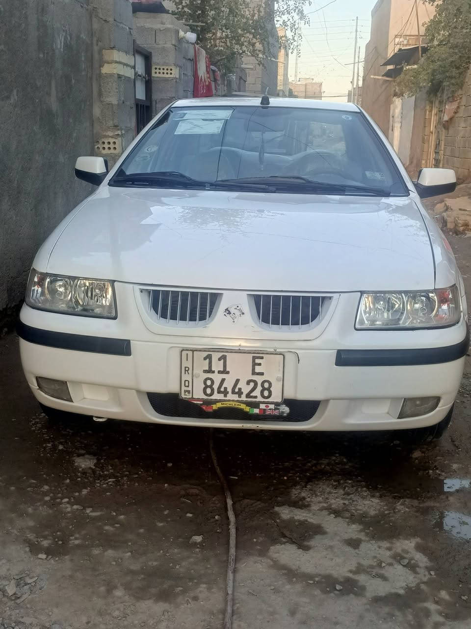 السلام عليكم سياره سمند 2013 سياره كفاله عامه سياره بغداد باسمي هزه جديده رقم جديدي صدر امامه خلفي جديد تخم تاير جديد تبريد ثلج سياره جاهزه سعر 72 وبيها مجال بسيط العنوان بغداد سبع قصور للاستفسار على هذا الرقم***********
