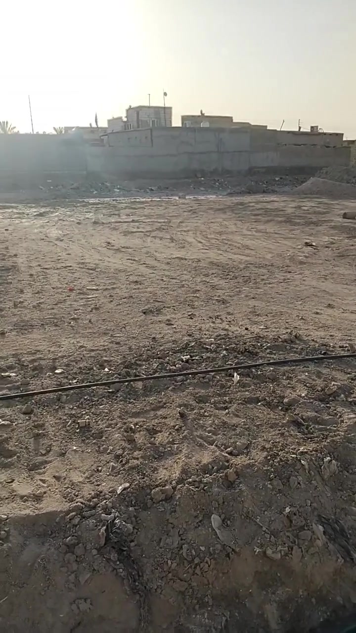 قطعه زراعي ركن للبيع 400م حي الجوادين شارع سيد وحيد للاستفسار ***********
