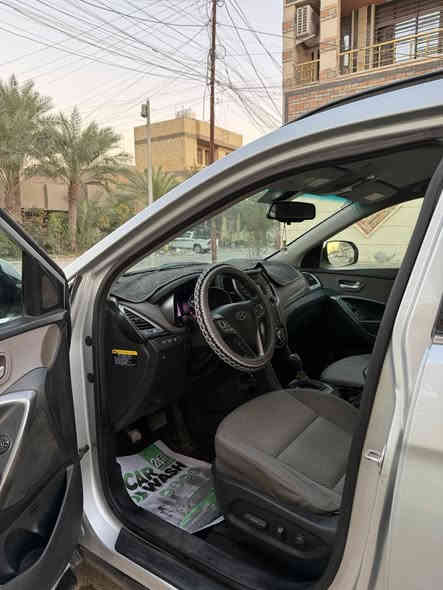 سنتافي 2016 V6 
سبعه راكب 
3 قطع تبريد 
حلوه السياره 
سياره جديده بمعنى الكلمه 
داخله كلين للعراق 🔴  

قبل كم يوم بخيت صفحه مالتها بسبب الجراد 🔴 
بدون ايرباك بدون دواخل بدون كلشي كله على وضع الشركه 

رقم بغداد 

مكاني بغداد الغدير 🔴 
السعر 153 ورقه بيها مجال 

***********
