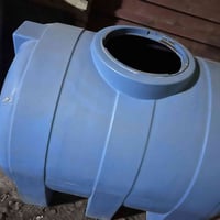 تانكي الف لتر للبيع جديد. ٠٧٧١٥١٧٨٩٤٣