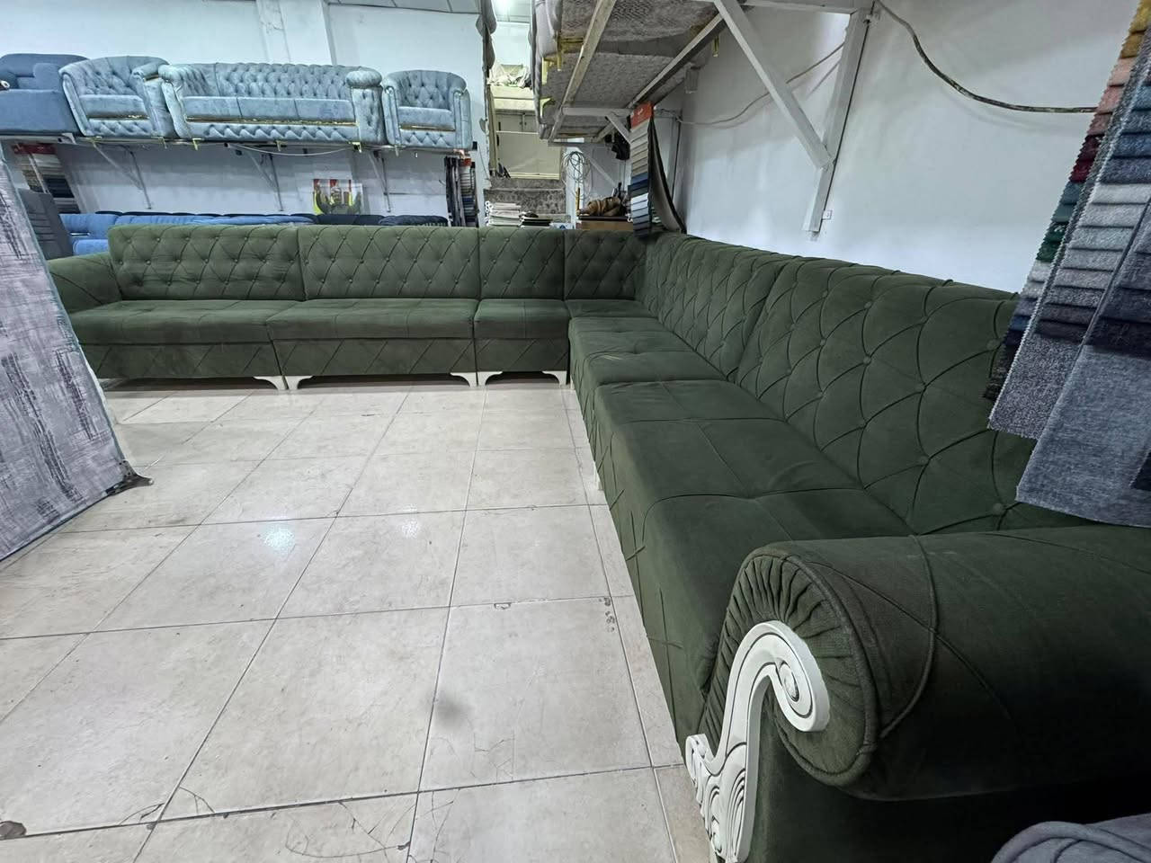 ديوان حرف ايل ١٠ نفرات سعر ١٨٥ شراي ينتصل ع رقم مكان ماسيكه***********
