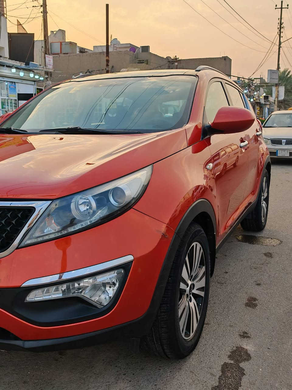 السلام عليكم
سبورتج 2015 خليجي 

السياره مكفوله كفاله عامه من الصبغ والتبديل والفتح عدا بارد صغير ممبين اسفل الصندوق بدون قطره صبغ 

كير محرك كفاله شرط الفحص كهربائيات كلها شغاله على وضع الشركه السياره مملعوب بيها تخم تاير بيها جاهزه تبريد تدفئه كامله السياره

ماشيه 112 حقيقي

المواصفات 

بنوراما

تحكم استيرن 3 جهات

مثبت سرعه

نضام Eco

البلوتوث 

كامره بلاديه 

مرايه اوتو دم 

حساسات خلفيه

كشاف ضباب

5 ويل 

السعر 168 

الشراي يتصل واني حاضر مكان السياره بغداد الشعب

*********** متوفر واتساب هم
