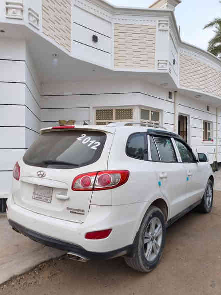 السلام عليكم للبيع سنتافيه 2012محرك 6 سلندر خليجي 7 راكب محرك جديد فور ويل سياره جديده سوناره موجود سعرها 133 وبيها مجال مكان السياره الرمادي جويبه النساف رقم ***********
***********
