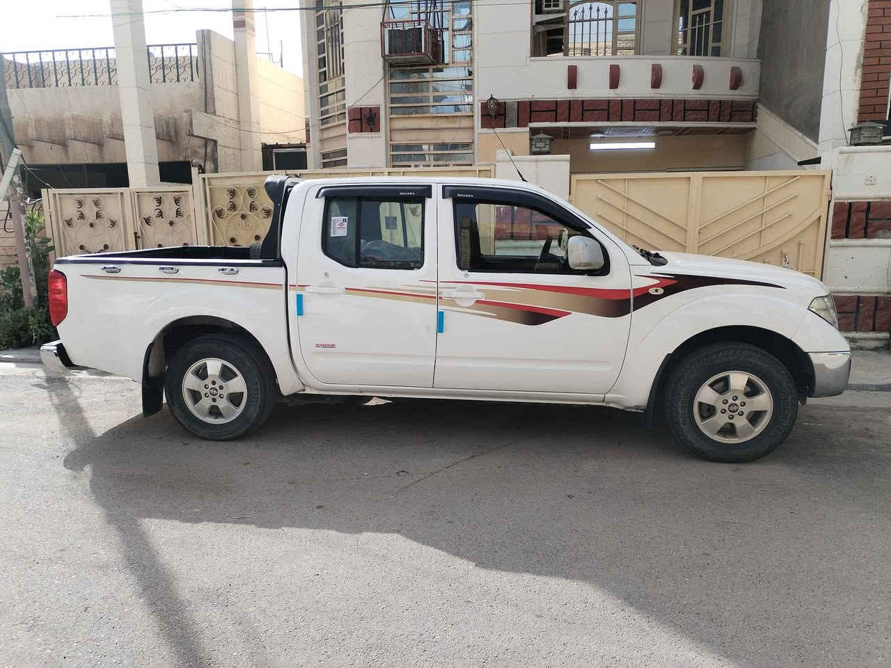نيسان نيفاره ٢٠١٢ بغداد رقم انكليزي بسمي محرك بلدي كير اوتو كهرباءيات شغاله تخم تاير تبريد ثلج صدر امامي وخلفي جديد مصبوغه عامه بيها جفيه السعر ٨٥ ورقه
***********
*********** بغداد, العراق
