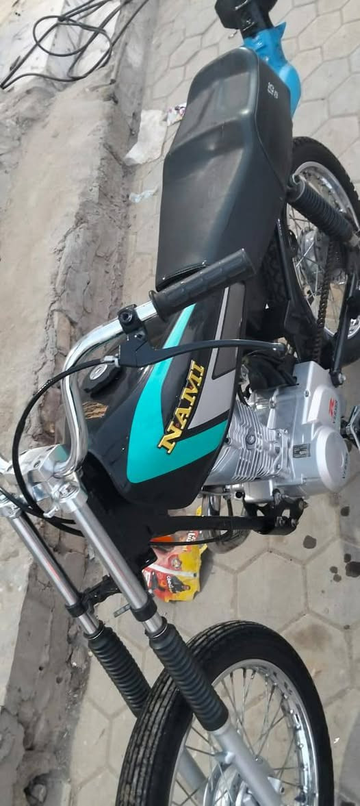 سلام عليكم نامه تعميره ٢٥ دراجه كفاله عامه محرك برغي مامفتوح بيه رابيدو مكاني ناصريه المركز رقمي *********** المو شراي لإيراسل اوتكسر الحلا عالم دراجه نفس البصوره مكفوله سعره  550  اوبيه مجال لشراي إخوان
