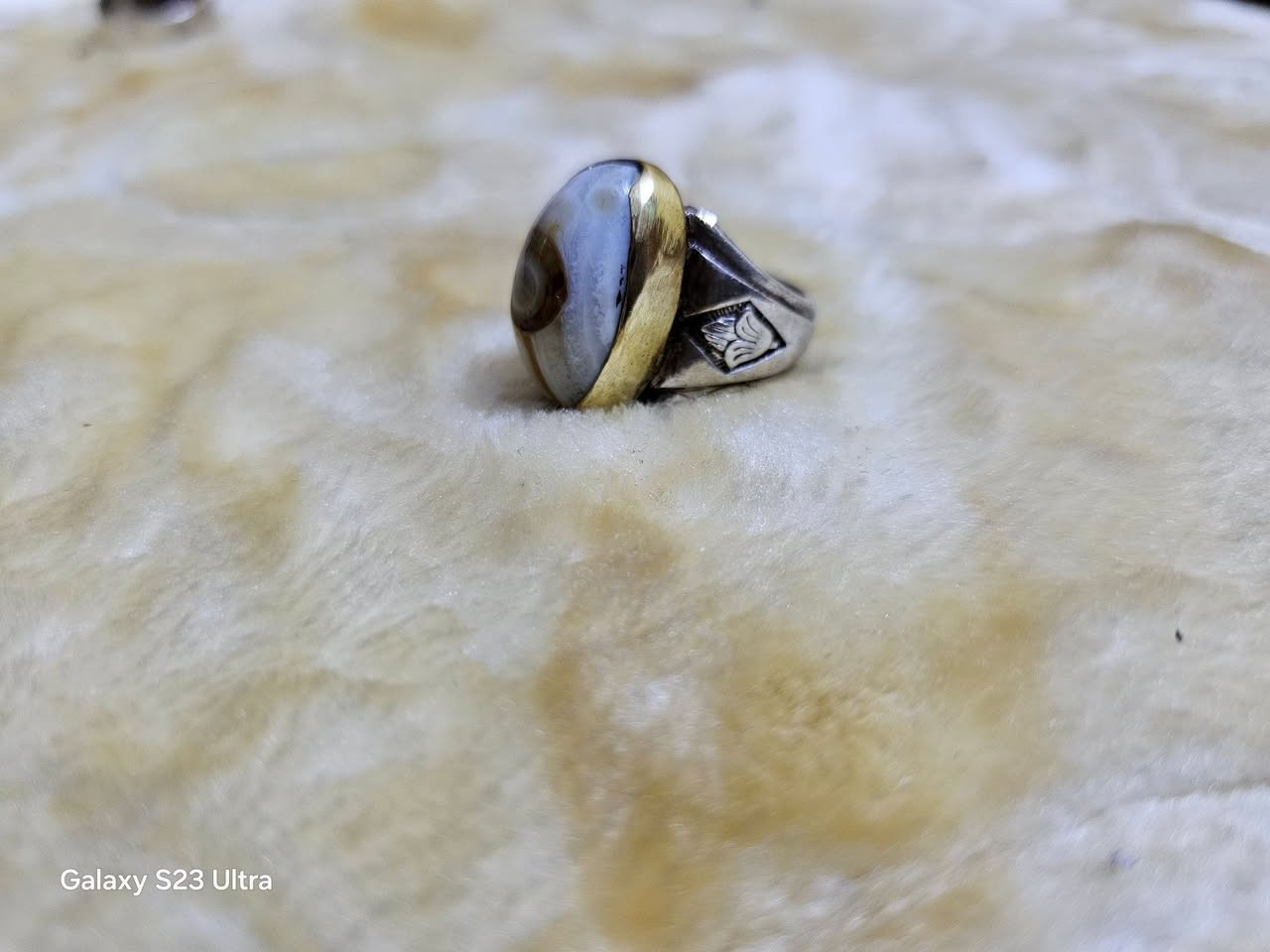 خواتم فضه بحجار طبيعيه 
بيعه وحده 
البصره 
***********
