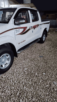 سلام عليكم بيكم هايلوكس 2014 مكفوله كفاله عامه سعوديه ام الجربه كير عادي *********** ***********
