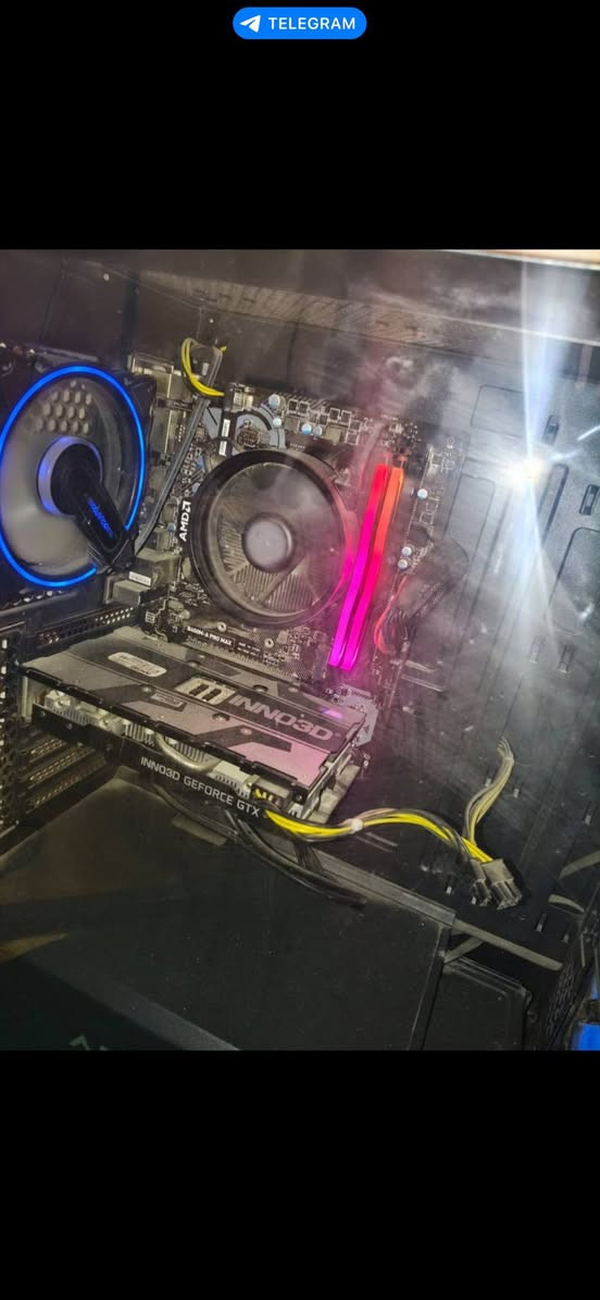 تجميعه للبيعpc
كرت الشاشه gtx 1660 ti 
المعالج r5 3600
البور سبلاي 650 
الرامات rgb 8”8 \16 
هاردين واحد ssd 256
Hdd 1T
للبيع بسعر 650 وبيهه مجال للشراي 
للتواصل ***********
