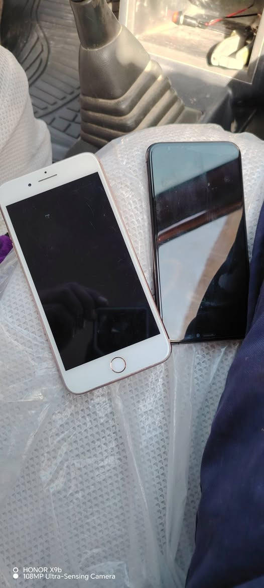 سلام ۈعـْليگمٌ-ٱلسّلٱمّ:ﯙرحـّمَة ٱللـّہ ۈبٌرگـّاتہ 
ايفون 12ذاكرته 128 حدث وصار هجي بي الجهاز جديد حته مالحكت استخدمه يريد برنامج.ب50الف يصير والثاني ايفون 7بلاص ذاكرته 64 فقط بطاريه. مراوس بايفون اكس اس. او ماكس وذا لبيع 200ثنينهن
تواصل واتساب. خاص موجود ***********
