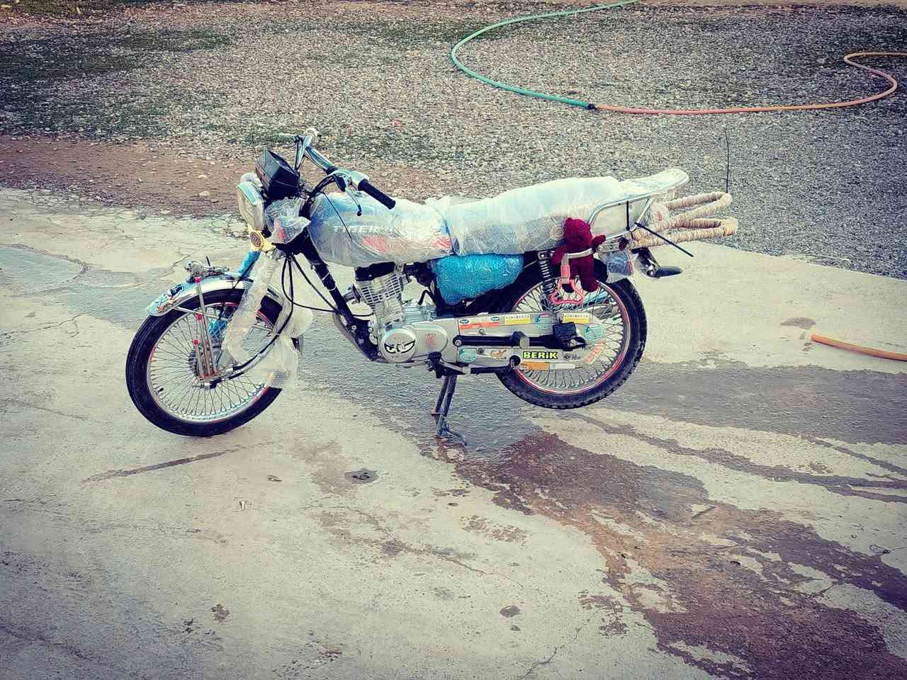 السلام عليكم تايكر اربعه كير موديل 2020محرك مفتوح نضافه فول كهربائيات شغاله نشاط فول تايرات جدد السعر خاص


**إذا كنت صاحب هذا الإعلان وتريد حذفه لأي سبب، رجاءا أرسل رسالة إلى الدعم الفني**