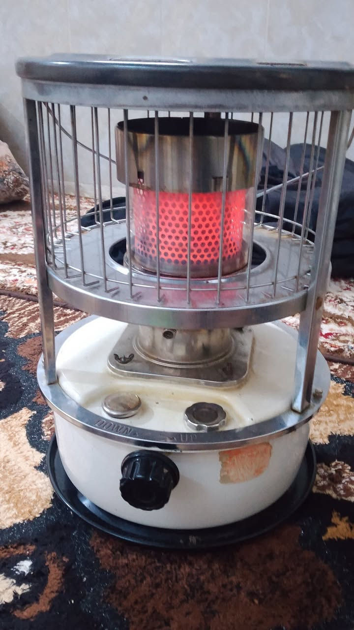 سلام عليكم صوبة كيرونة الى البيع السعر 45وبيهة مجال الى تواصل و الاستفسارات واتساب ***********
