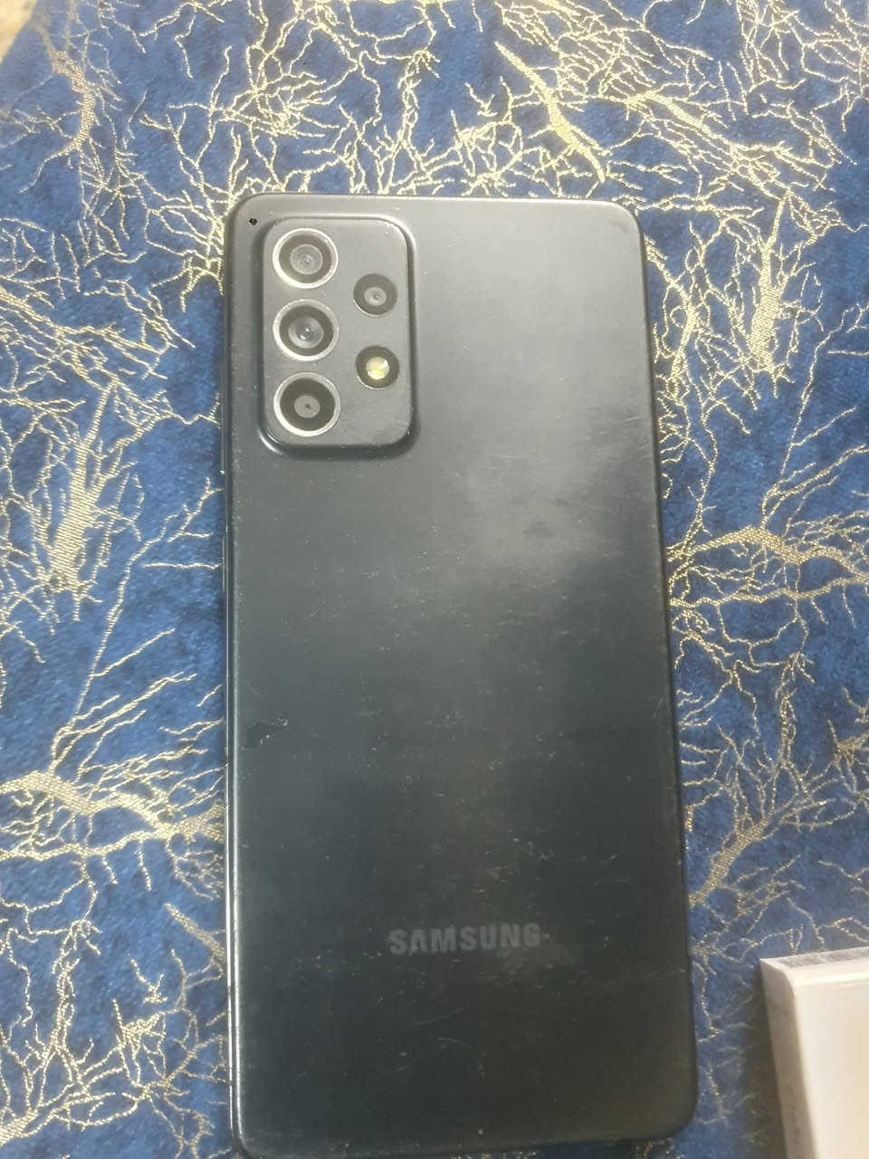 سامسونك A25.S.5G
الذاكره 128

الشاشه سوبر اميلود

البطاريه ٥٠٠٠

بصمه بلشاشه 

دبل سيمكرت

120 هيرتز السلاسه

مجرد بيه فطر واحد خفيف بلكلاس ولاامأثر 

السعر ١١٥

*********** 

وتساب او سيمكرت تكدر تتصل
