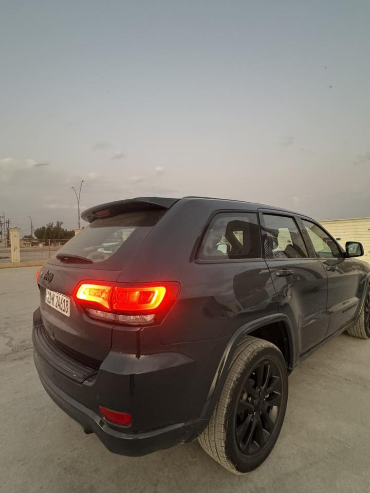 جيب لون الجديد موديل 2018 سيارة امريكي رقم سليمانية الجديد
سيارة بلاك توب
جنطة كهرباء 
ويل 20 
سيارة
فول ماعدى الفتحة 
سيارة حادثها جاملغ ايمن وبنيد ونص جاملغ الثاني
مابيها لغد
مكانها بغداد حي الجهاد
السعر 215 

‭0773 229 1794‬
