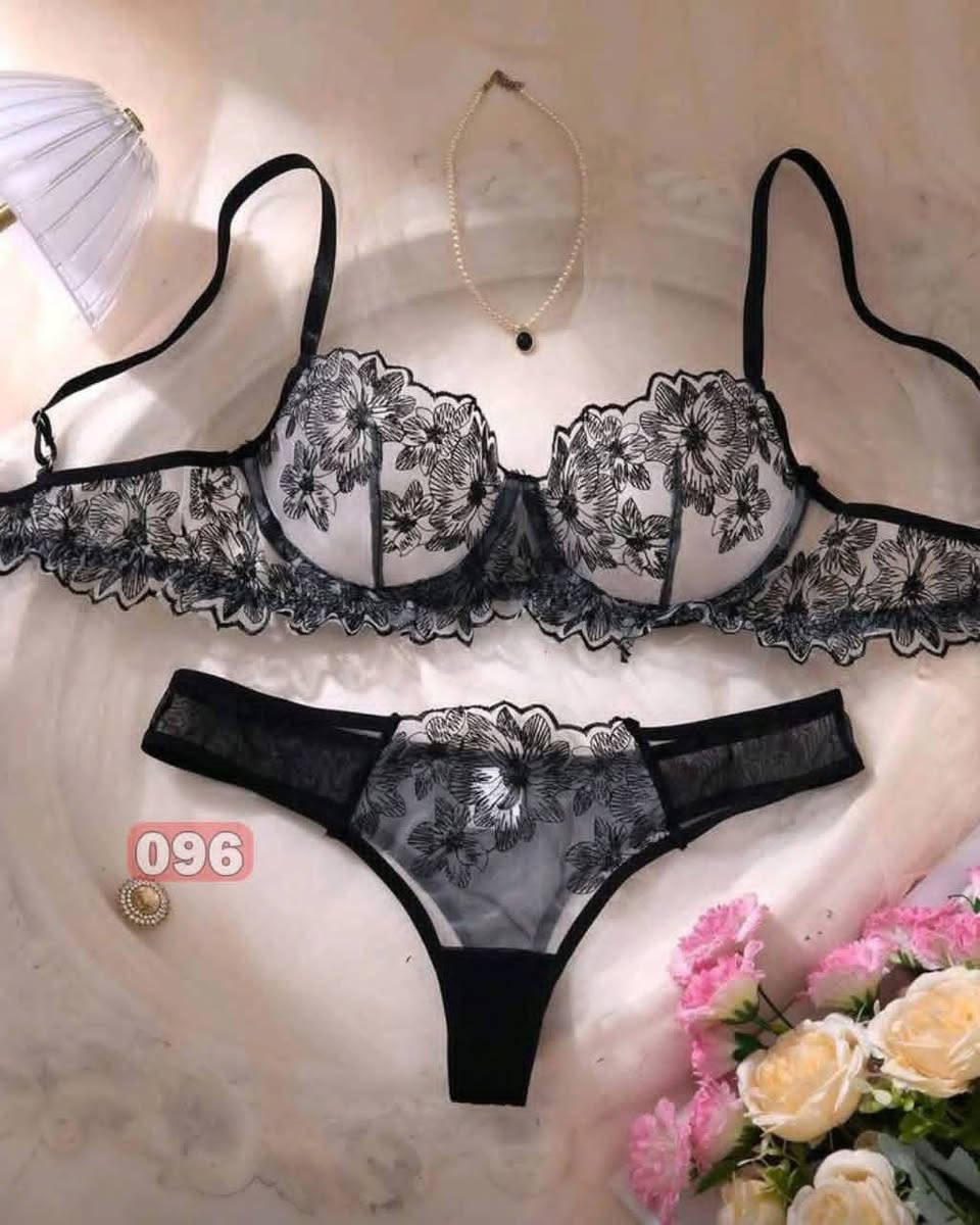 بلاش 🔥 
كوالتي راقي وباللبس كلش كلش نازك
متوفر للاستفسار راسلي الصفحه


**إذا كنت صاحب هذا الإعلان وتريد حذفه لأي سبب، رجاءا أرسل رسالة إلى الدعم الفني**