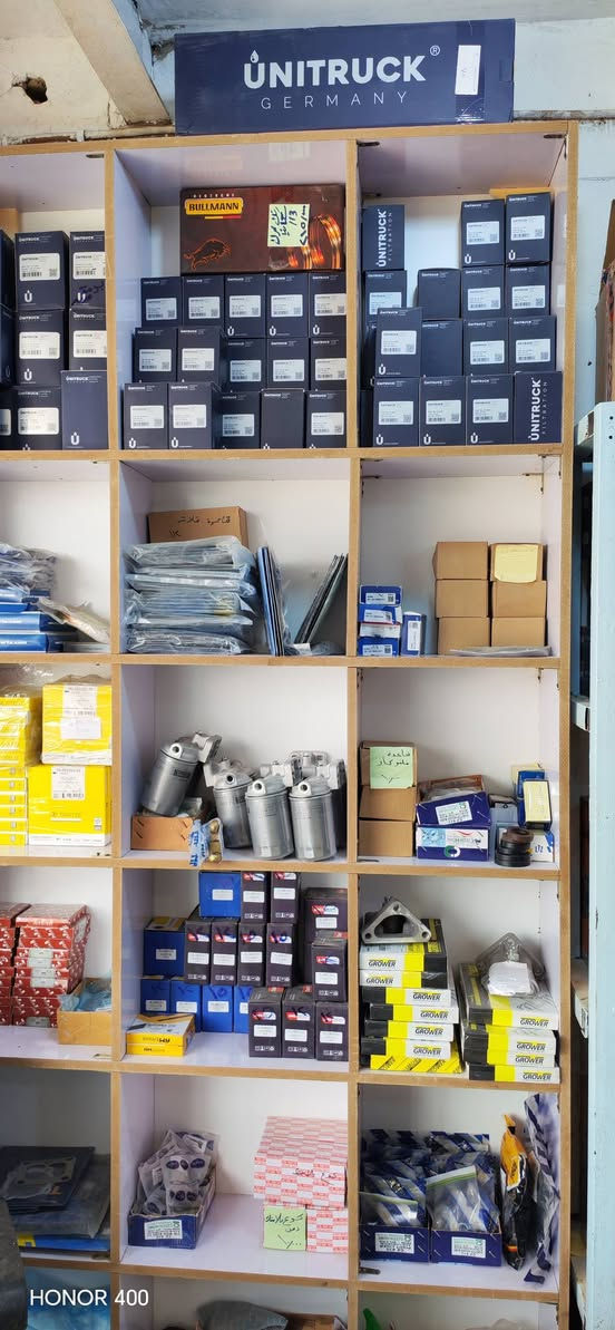 عله بركة الله تعالى تم افتتاح مجمع السوي في قضاء شطره في حي صناعي سيارات صغيره مجاور مرتضى ابو الكاورات القطع الغيار المعدات ثقيله  المولداد والسيارات
(سكانيه.  بركنز.     شفل صيني الجي)   بسعار مناسبه تواصل عله رقم ***********
