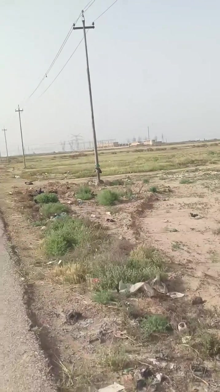 دونمين البيع  على شارع وجهيه 15 ونزال 170,م
عقد 35,
تجاريه ***********
انتصل تدلل نهروان  يم طاقه كهربا 
اني مكلف منشور رقم صاحبهن
