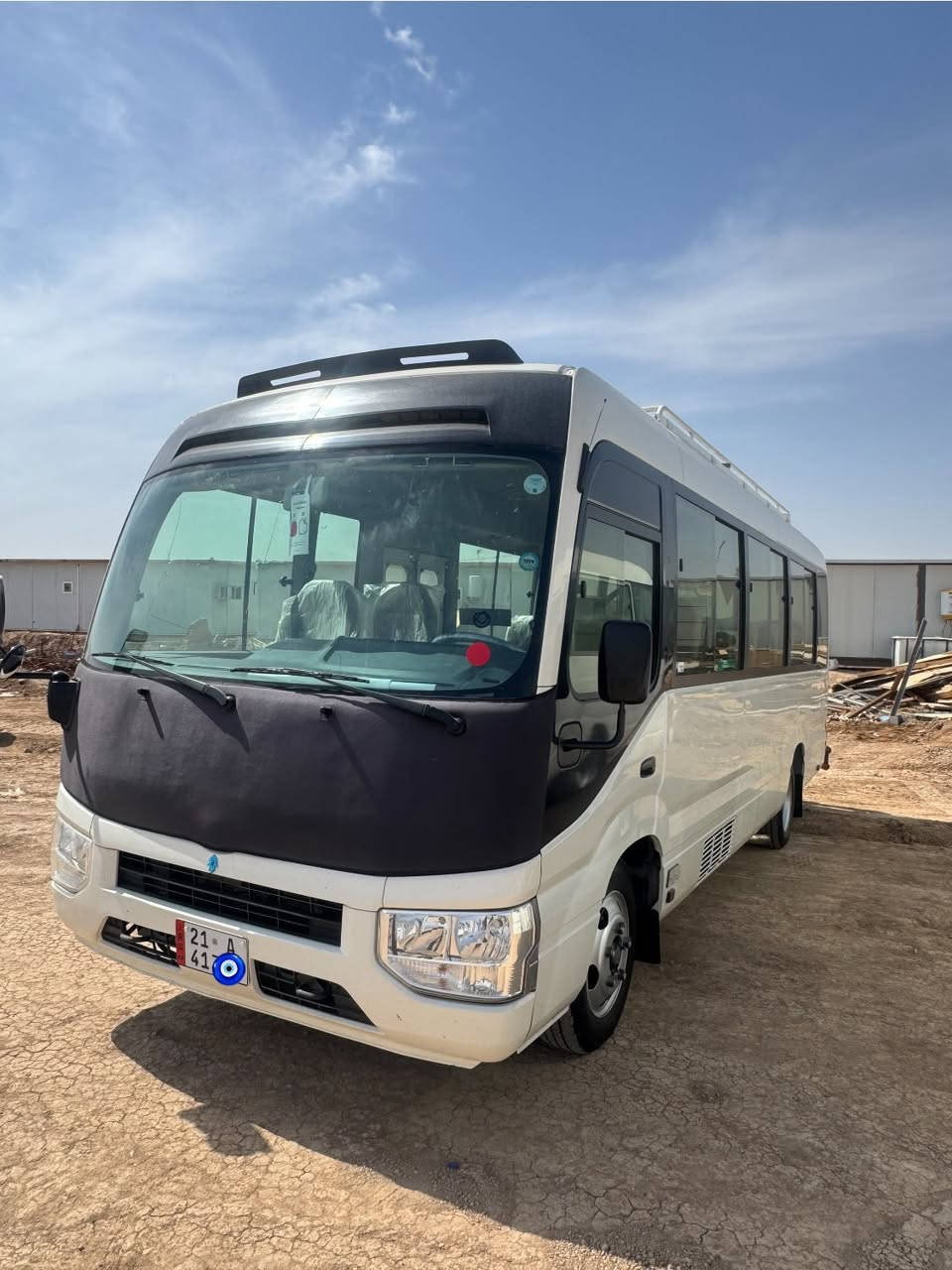 إسلام عليكم كوستر 2018 دخول جديد سنويه بسمي تحويل ثاني يوم  بيها شبرين صبغ فقط الباقي كفاله سياره فول موصفات سله حاكيه كامله سيبايه سيد محسن قلابي ستاركس درع خلفي تبريد محور تانكي إضافي فتحه تانكي  4 تايرات جديد بوشيه وصل خط وبحث مكان بغداد الجديده ***********
