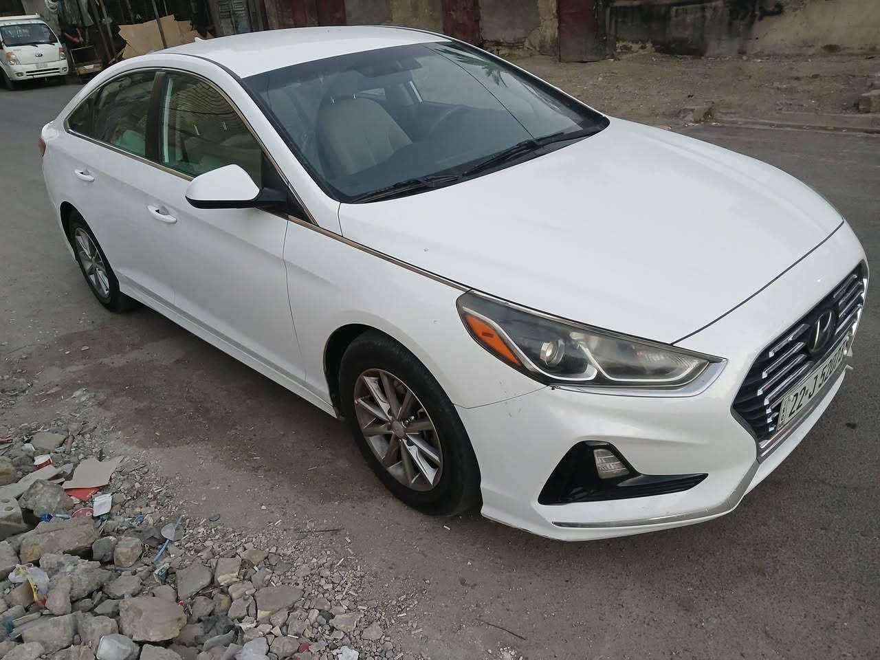 سلام عليكم سوناتا ٢٠١٨ امريكيه سياره حلوه مرتبه رقم اربيل تحويل ثاني يوم بيهة البنيد صبغ فقط وقبق الجنطه مفتوح ومشدود فقط مكانهة بغداد السعر ١٢٨ وبيهة مجال للطيبين استفسار اتصال ع ***********
