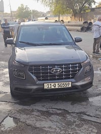 هونداي فينو ٢٠٢٢ ماشية ٣٦ الف بيه ٤ قطع بابين جهة السايق مبدل بلاد +جا...