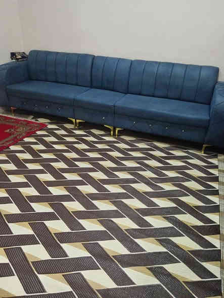 ديوان 8 امتار حيل نضيف السعر 180 الشراي يتصل ***********-*********** وادي حجر
