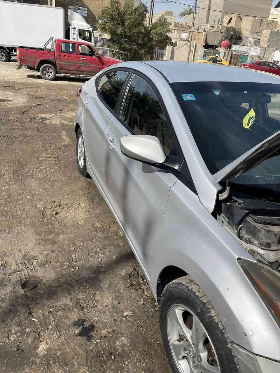 سلام عليكم

للبيع النتره موديل 2016

وارد أمريكي ضرر بنيد فقط بدون دواخل 

مكينة 1800دوش

محرك وكير صدر تخم تاير خير جديد 

السياره جاهزة من كل النواحي  

رقم بغداد أنكليزي تحويل مباشر 

الهاتف ***********

مكان السيارة بغداد الكمالية
