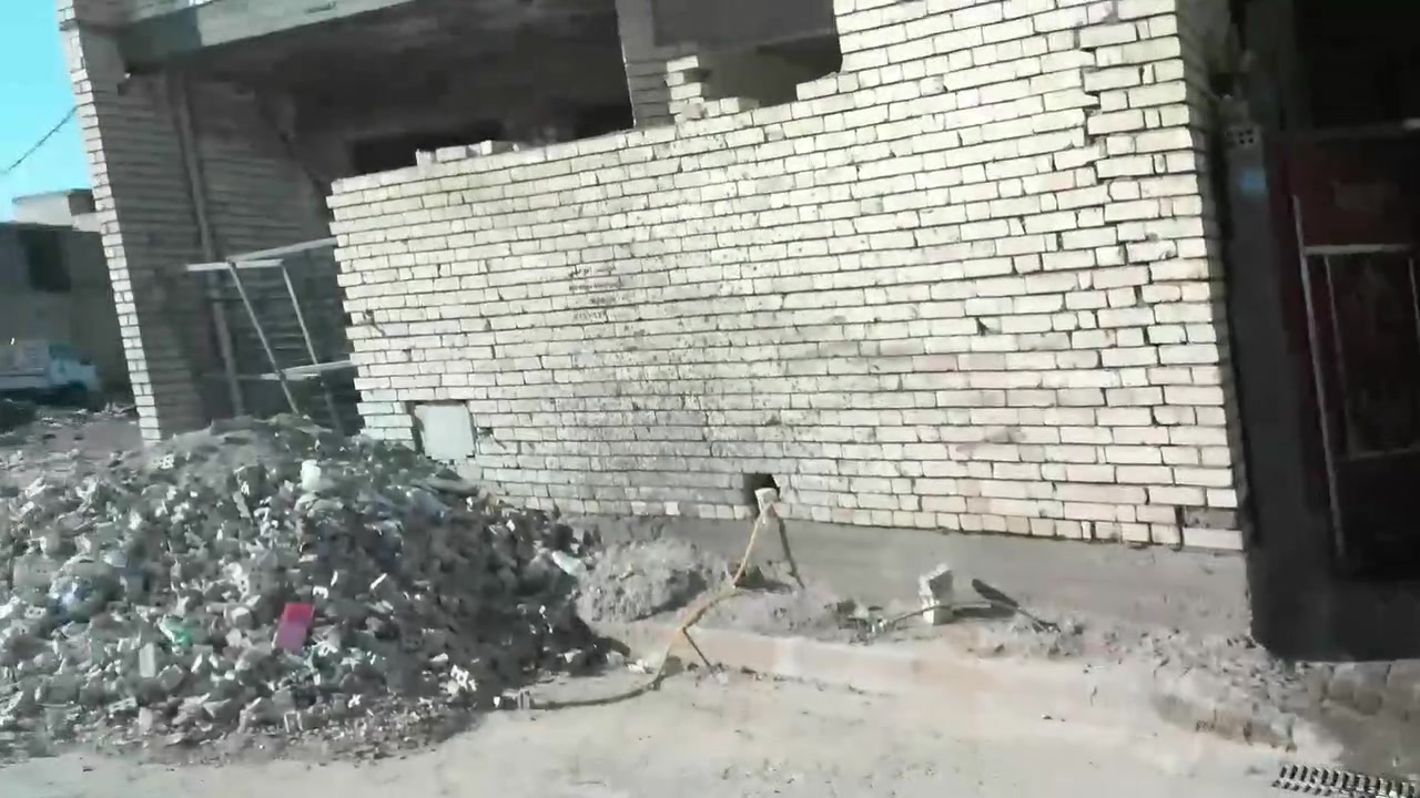 بيت بغداد حي كوفه شارع بيت شميل مقابيل اسواق ادم مساحه 180 متر سعر 68 وبي مجال مستعجل على البيعه رقم للتواصل ***********
