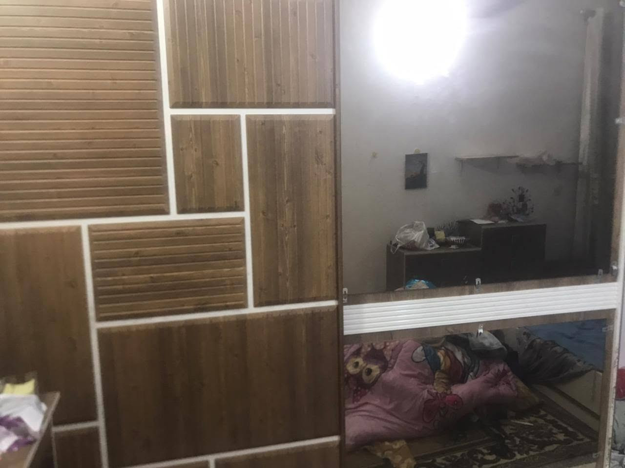 شراي يراسلني واتساب
***********
غرفه تركي ٨ قطع سعر ١٧٥ 
تخم ٧ مقاعد سعر ١٠٠
كنتور سعر ٣٠ 
عنوان بغداد سبع ابكار
