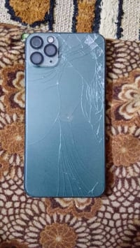 آيفون ١١ برو ماكس • مبدل شاشه • مبدل بطاريه