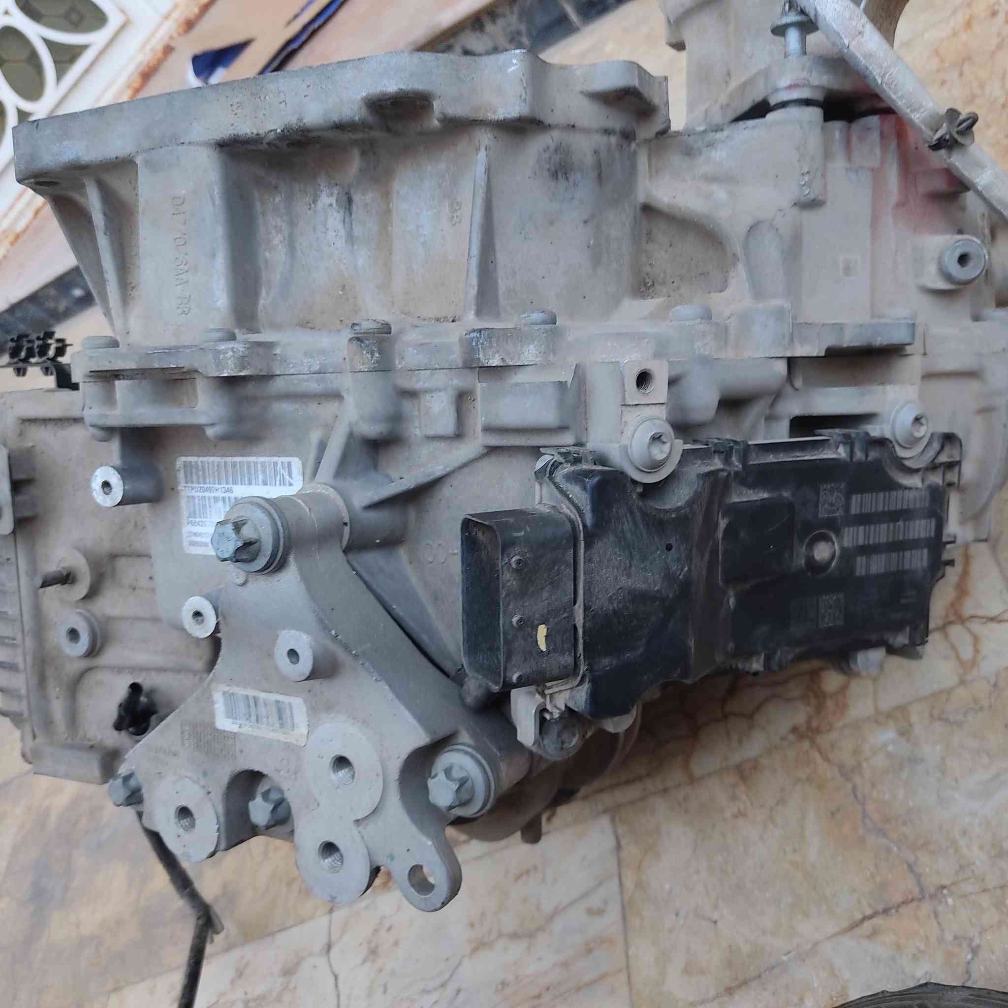 سلام عليكم 
متوفر اغراض جيب رنكد 1300 موديل 2023
حداديه وكير 
وغراض دواخل غرفة كامله
 مع دشبول وسترين
***********
