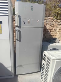 ثلاجه نضيفه كلش شركت بيكو تلفون 07748319369