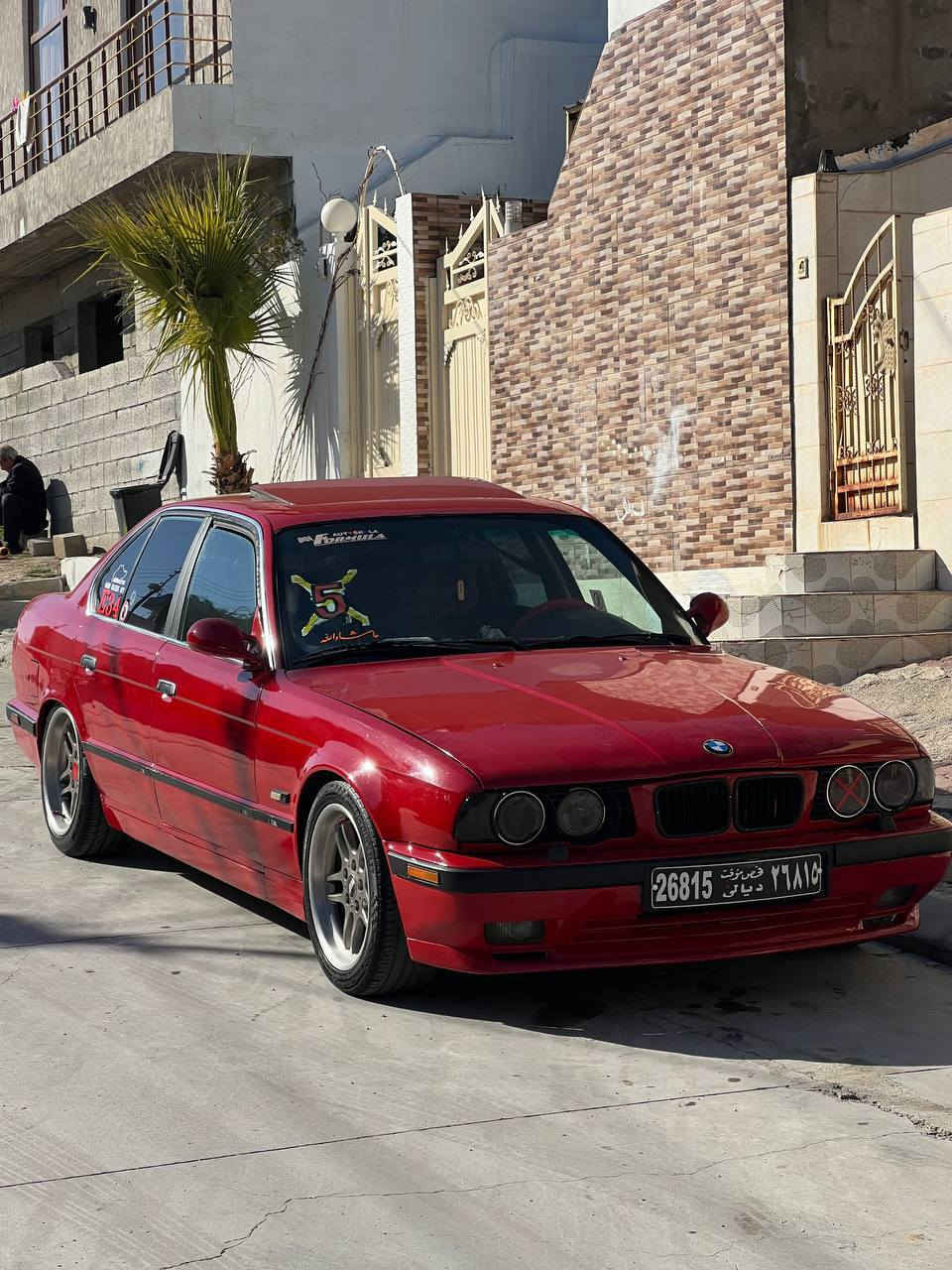 سلام عليكم
bmw  موديل ١٩٩١ مەکینە ٢٠گێر عادی 
ئارمی هەولێر ئارموو ئەوەلیات  و غەرامەش بەشەرت
ناواخلی زۆر جوانە دراویو چرچو شتی نیە سەیارەکەش لەجوانی بەس ماشااللە ئەوی 
چالو  شەپۆلی نیە دەعمی نیە یەک جولەی بەسیتی بێشی نەبی شان و سەقف چەمەلغ بەشەرت 
ساڵەنسای سپورتی لەسەرە
هەموموو سەیارەکە یەک بست مەعجونی هەیە
تایەو ویلی m17 دونةكةي دواوةي لوكن د تازە گۆراون 
سيعري ٤٥مةجال
ئەگەر موشتریت لەخزمەتام ***********
