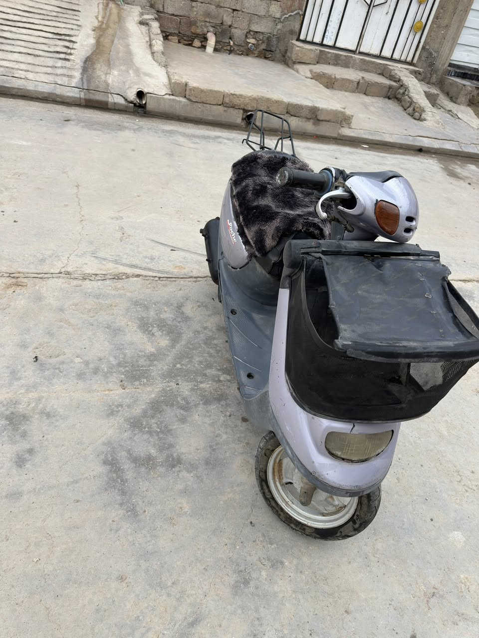 السلام عليكم مطور بزون نفخ ملاحظة الموتور متروك عمتو تركته واير مني شغالة المطور شغال بس يراد له ترتيب  السعر 125 وب مجال للطيبين مكاني موصل أيمن حي المامون رقم التلفون للتواصل ***********
