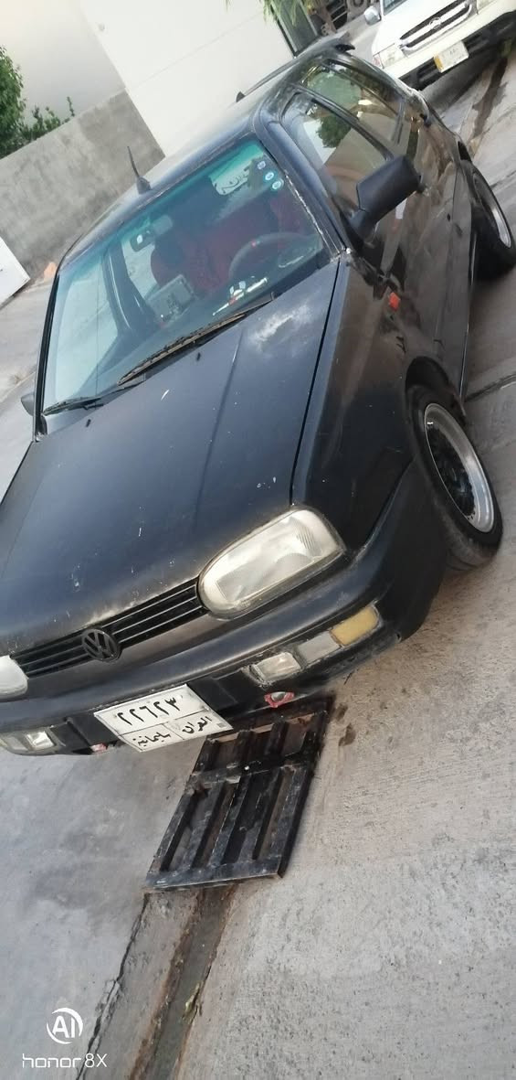 كولف موديل 1992 كلش نضيف مابي عيب بس ماكو دفتر بنزين. إذا تريد اتصل هاي رقم *********** كركوك, العراق
