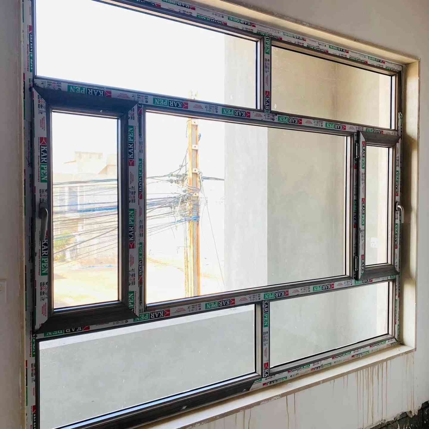 معمل ارآم لصناعة الأبواب والشبابيك بلاستك والمنيوم
***********
***********
