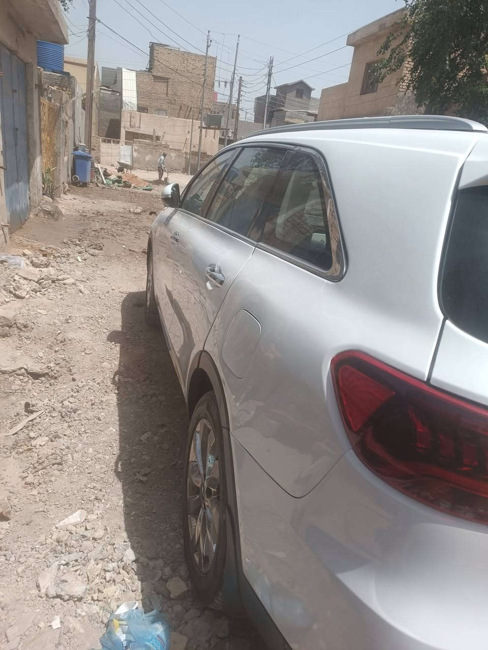 السلام عليكم ورحمة الله وبركاته
كيا سورنتو خليجي2019

السياره متجايه ومصلحه تصليح درجه اولى
شواطئ الغود مكفوله مصبوغه عام ماعدى الجنطه مصلحه على البارد

رقم بغداد انكليز باسمي تحويل مباشر 

محرك ٦ سلندر 

بصمتين تشغيل+ بصمه أبواب+ترحيب ذكي + حساسات امامية خلفية +تحكمات استيرن جهتين +كاميرا خلفيه +كشنات امامية كهرباء+ بردات خلفيه +جنطه كهرباء ذكيه+ مري شفط+ اشاير بالمري +ثلاث قطع تبريد + سبعه راكب + اربع وضعيات قياده+ ويل كب كروم 
مكانه الحله السعر 175 وبي مجال بسيط 
ماشيه 131500
تلفون بي واتساب ***********
