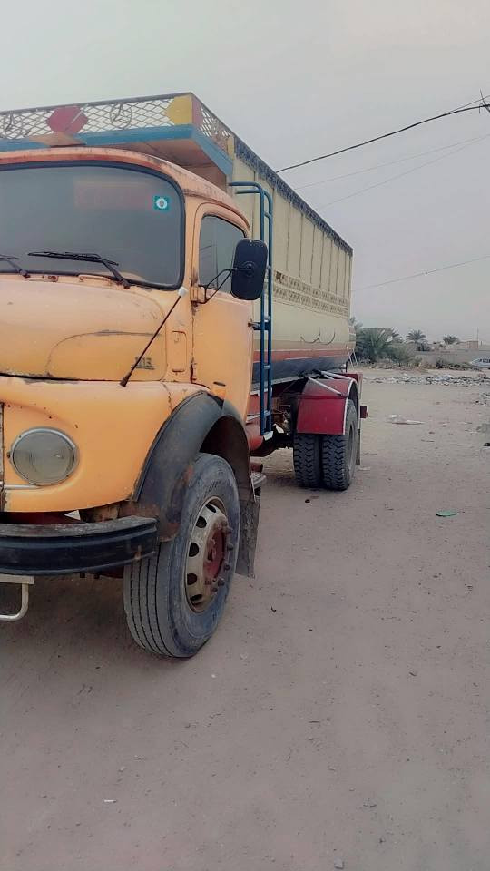 سلام عليكم للبيع عشراويه  مديل ٨٦ محرك كير شاصي خام سيارة جاهزه من كاشي رقم نكليزي مداوم ثاني يوم تخم تاير  الاستفسار على هذا الرقم ***********
