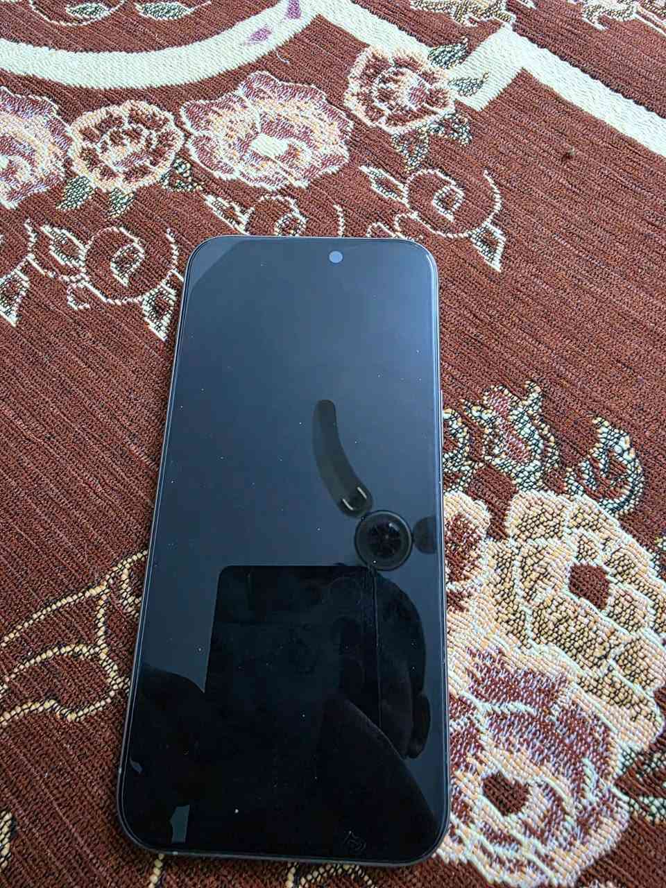 ايفون 15 برو ماكس بطاريه 87 ذاكره 256 مكاني بغداد اكتب سعرك وذا شفته مناسب اراسلك بس لا تكسر بل جهاز 

الرقم /***********

