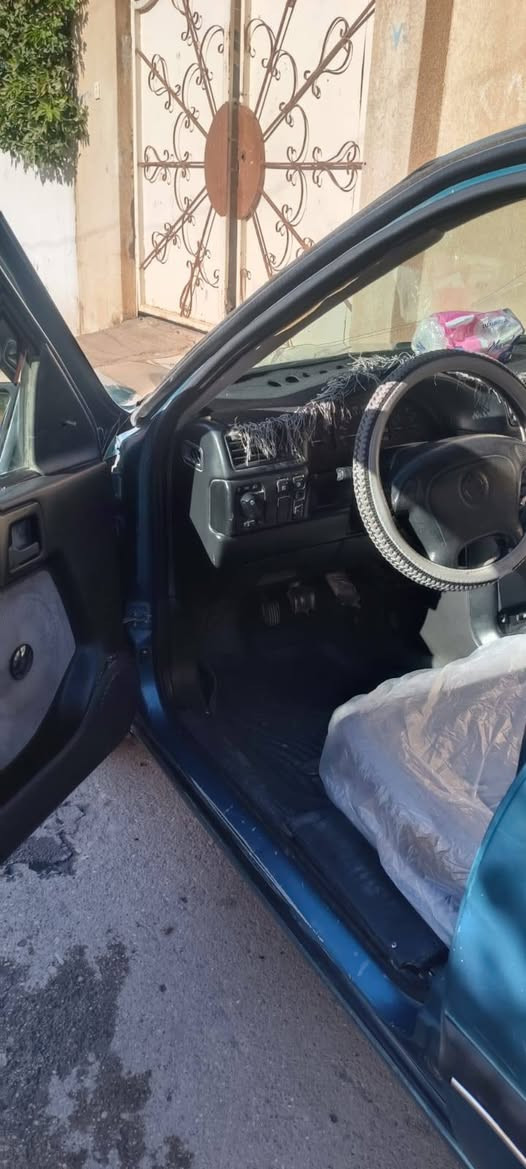 اوبل فكتره موديل 93 حجم 20 بلادي شرط قطرت خيسان مابيها بدون ضرر بدون صبغ كفاله عامه وضع الشركه بسمي وكابون ماستر بسمي بيع مستعجل ***********
