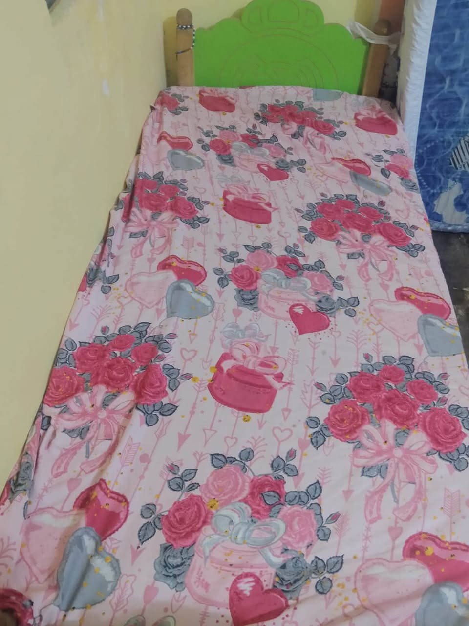 بوفيه وكنتور وجربايه للبيع للاستفسار خاص


**إذا كنت صاحب هذا الإعلان وتريد حذفه لأي سبب، رجاءا أرسل رسالة إلى الدعم الفني**